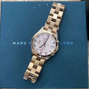 Marc Jacobs Rose Gold watch.  Includes box, manual, case and extra links.
